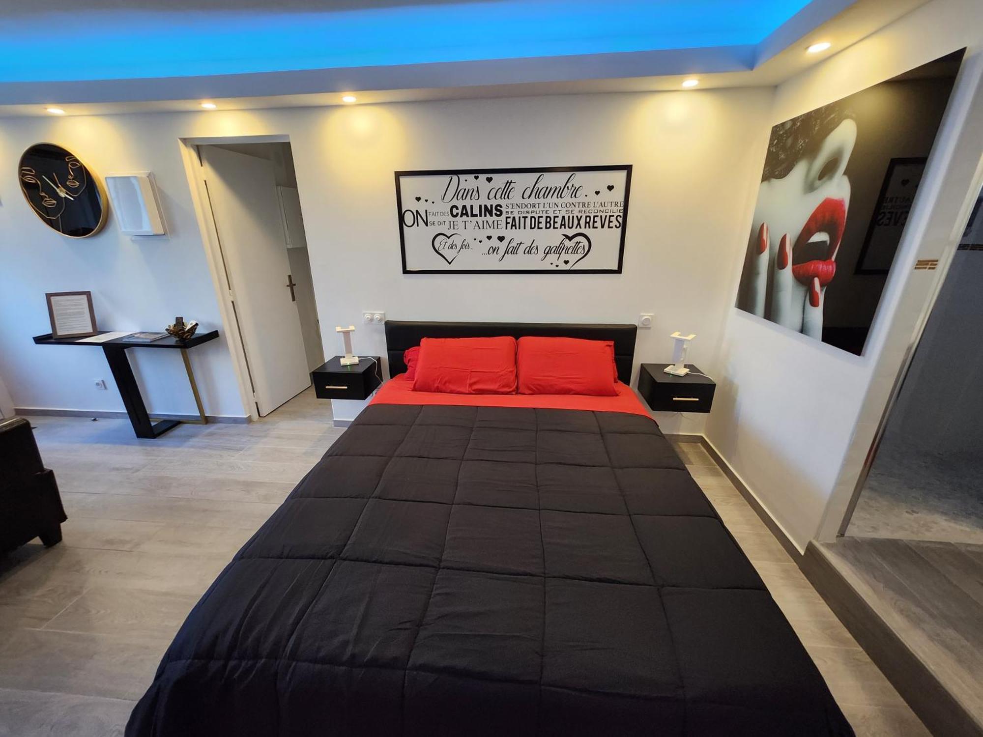 Romantique Avec Jacuzzi 2 Places Apartment